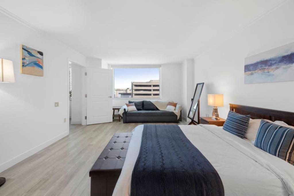 Astonishing Ocean Front Condo Cozysuites At Showboat Atlantic City Bagian luar foto