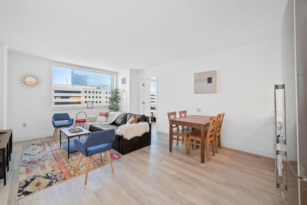 Astonishing Ocean Front Condo Cozysuites At Showboat Atlantic City Bagian luar foto
