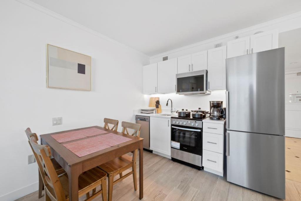 Astonishing Ocean Front Condo Cozysuites At Showboat Atlantic City Bagian luar foto
