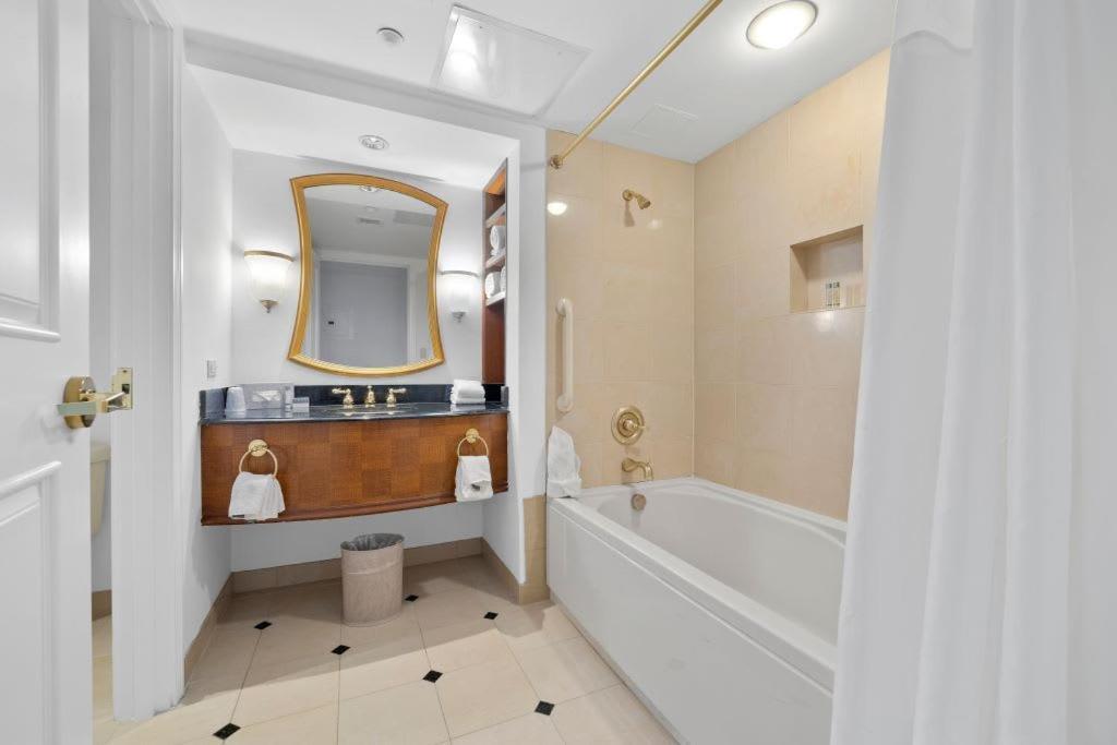 Astonishing Ocean Front Condo Cozysuites At Showboat Atlantic City Bagian luar foto