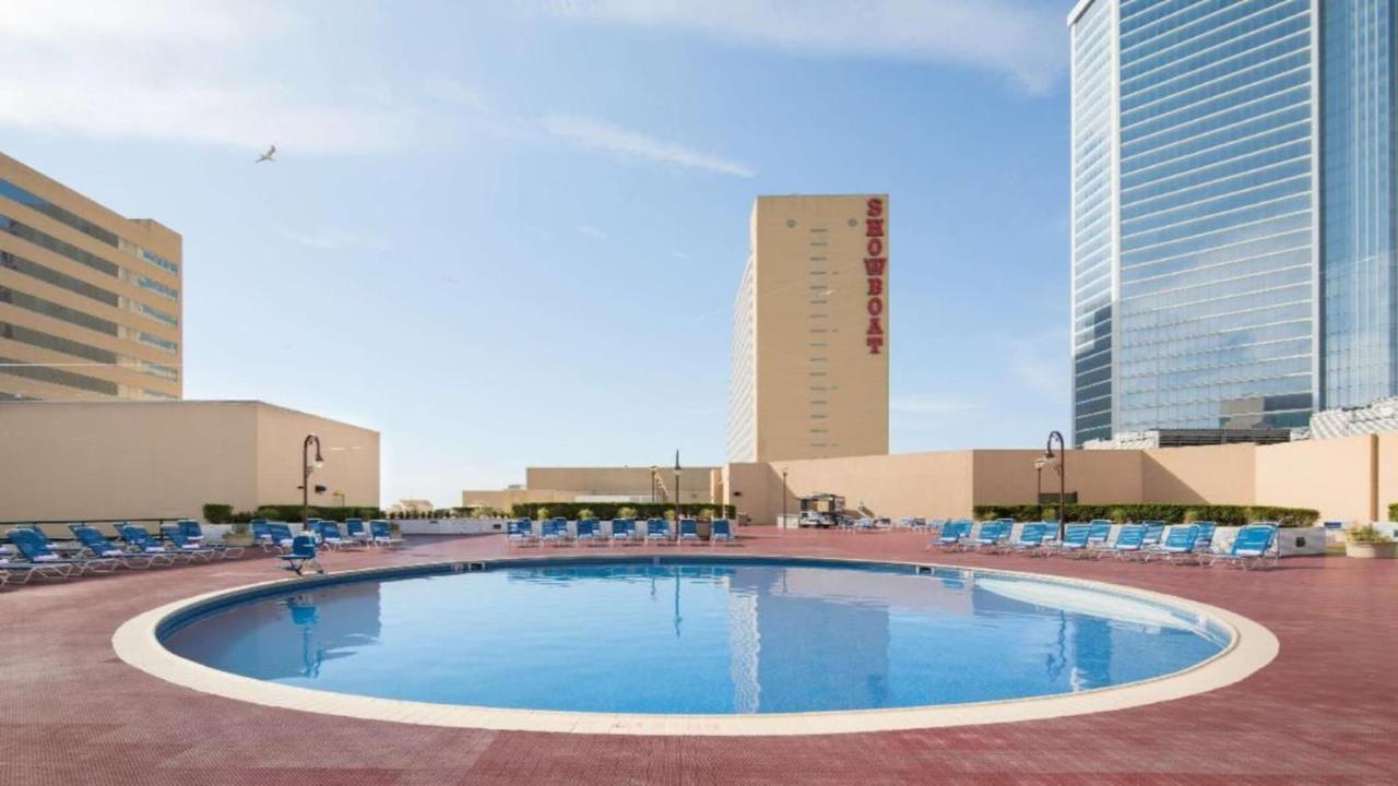 Astonishing Ocean Front Condo Cozysuites At Showboat Atlantic City Bagian luar foto