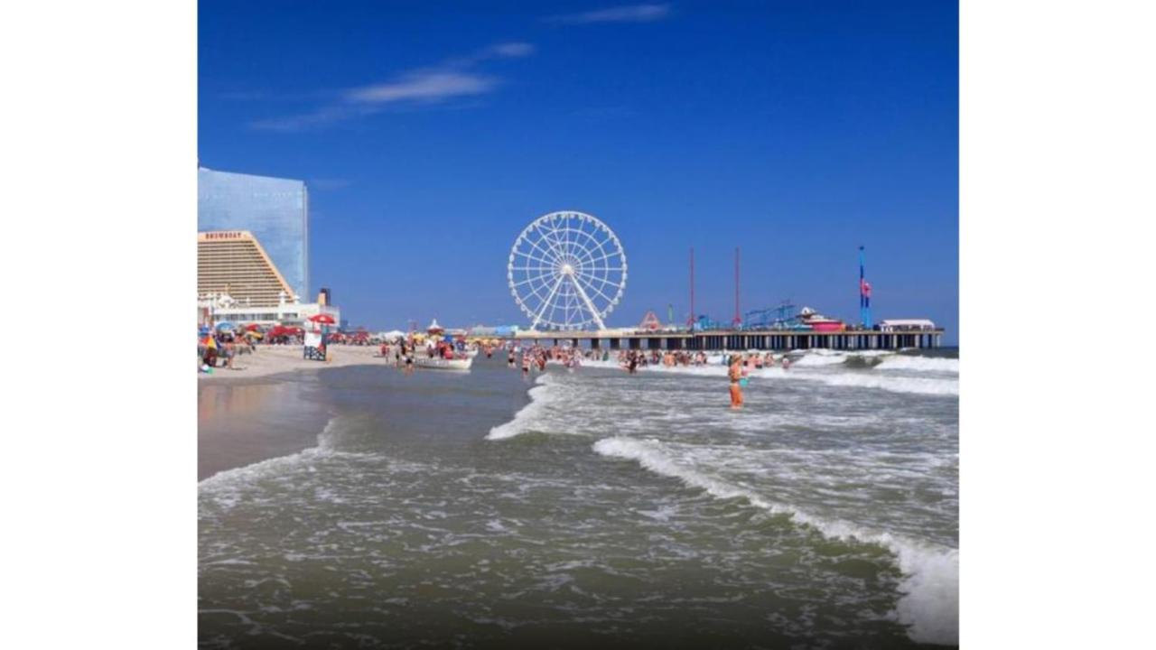 Astonishing Ocean Front Condo Cozysuites At Showboat Atlantic City Bagian luar foto